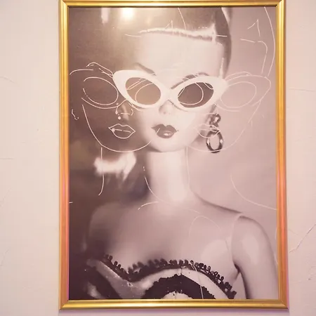 Chez Barbie - 2 Personnes - Insolite Appartement